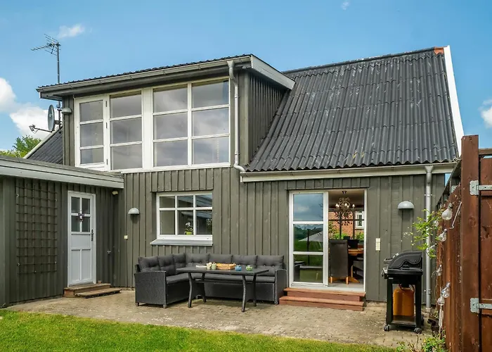 Stunning In With Wifi Сasa de vacaciones *